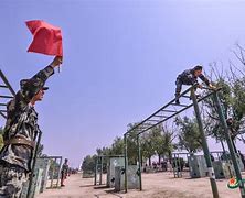 实力碰撞：场面火爆，双方拼尽全力