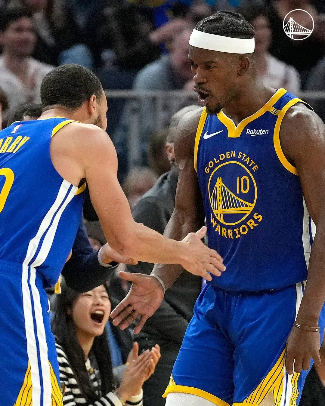 库里在独行侠比赛中突破纪录，关键助攻引发热议！的简单介绍